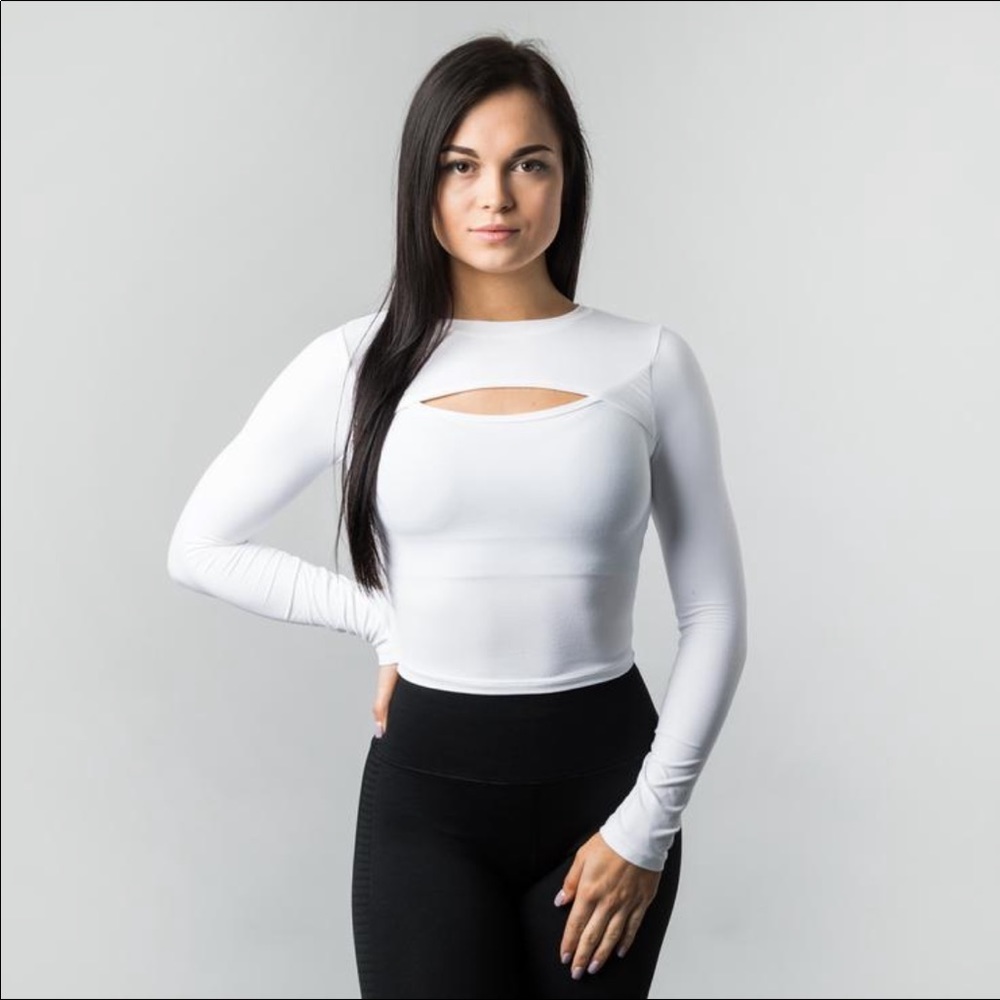 Alphalete Keyhole Ultrasoft Crop